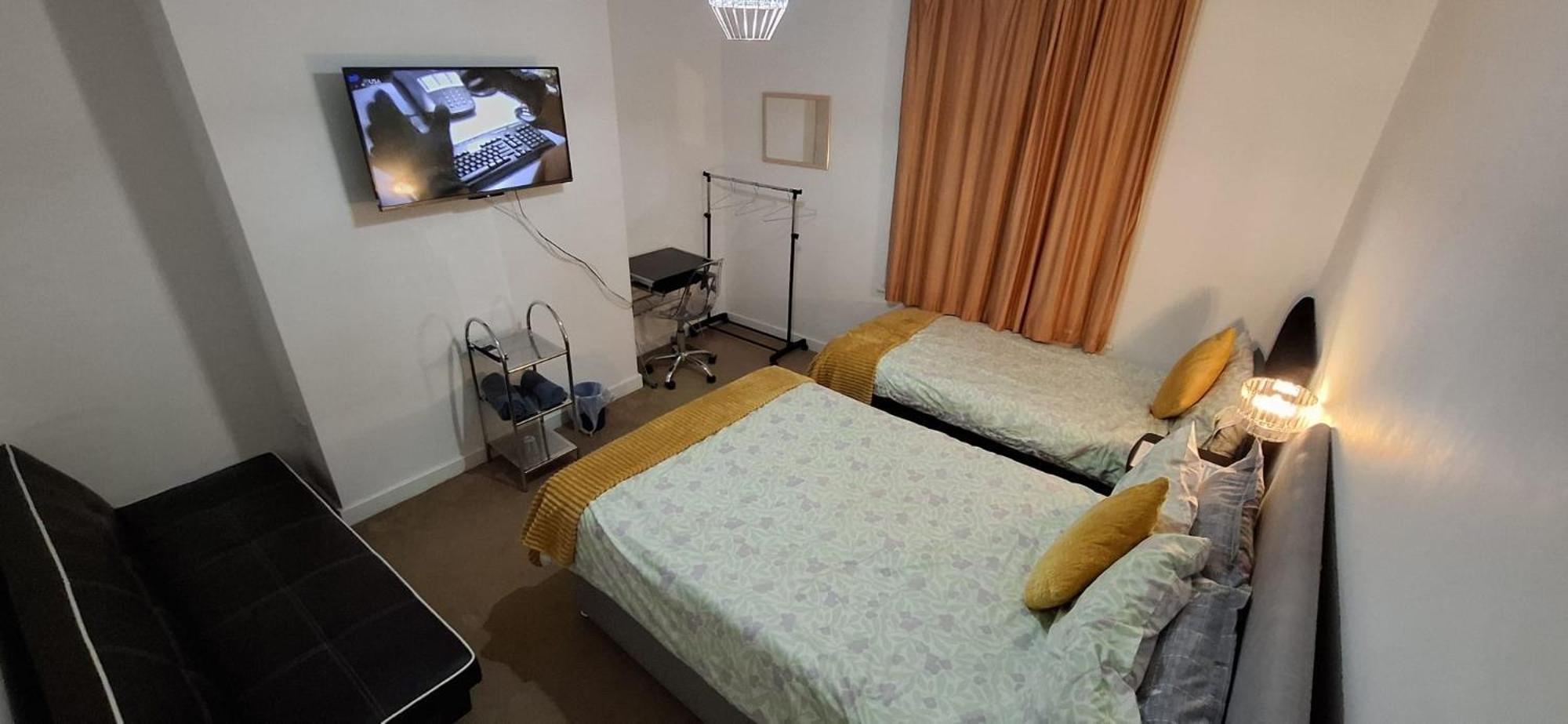 Plymouth Airbnb Экстерьер фото